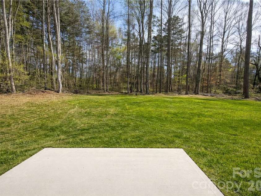 7504 Gwynne Hill Road, Charlotte, NC 28215.  MLS# CAR4327006, YatesRealty ID 4786. 