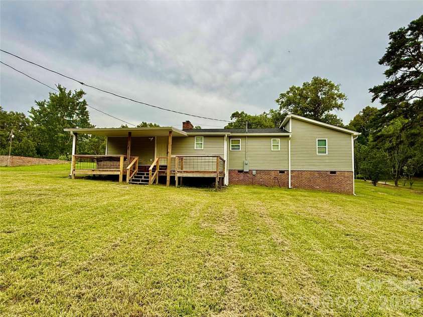 2213 Balmy Court, Lancaster, SC 29720.  MLS# CAR4419724, YatesRealty ID 47861. 