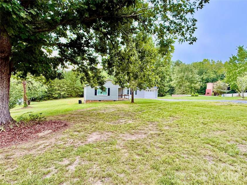 2213 Balmy Court, Lancaster, SC 29720.  MLS# CAR4419724, YatesRealty ID 47861. 