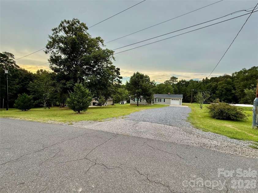 2213 Balmy Court, Lancaster, SC 29720.  MLS# CAR4419724, YatesRealty ID 47861. 