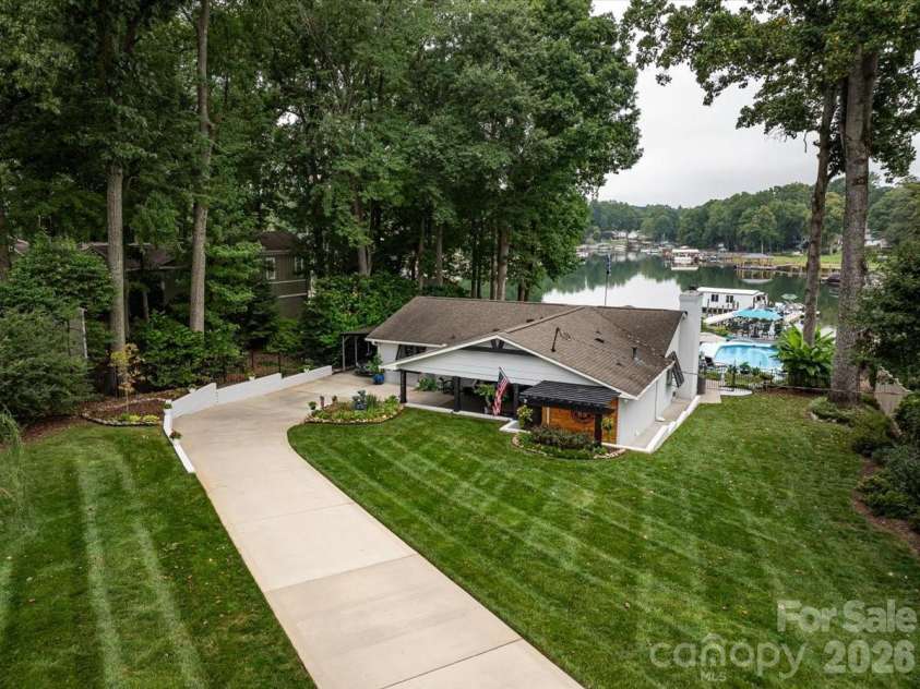 3259 Miners Cove Court, Denver, NC 28037.  MLS# CAR4419646, YatesRealty ID 47862. 