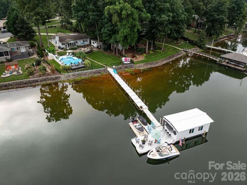 3259 Miners Cove Court, Denver, NC 28037.  MLS# CAR4419646, YatesRealty ID 47862. 