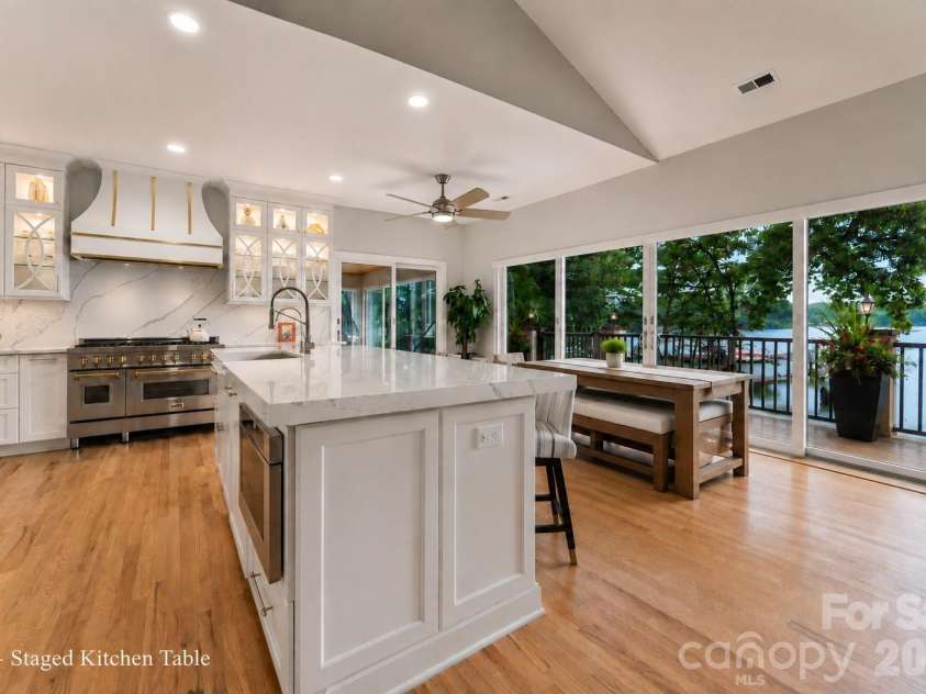 172 Mariner Pointe Lane, Mooresville, NC 28117.  MLS# CAR4419677, YatesRealty ID 47863. 