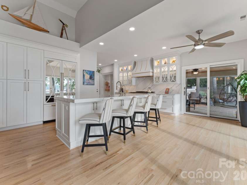 172 Mariner Pointe Lane, Mooresville, NC 28117.  MLS# CAR4419677, YatesRealty ID 47863. 