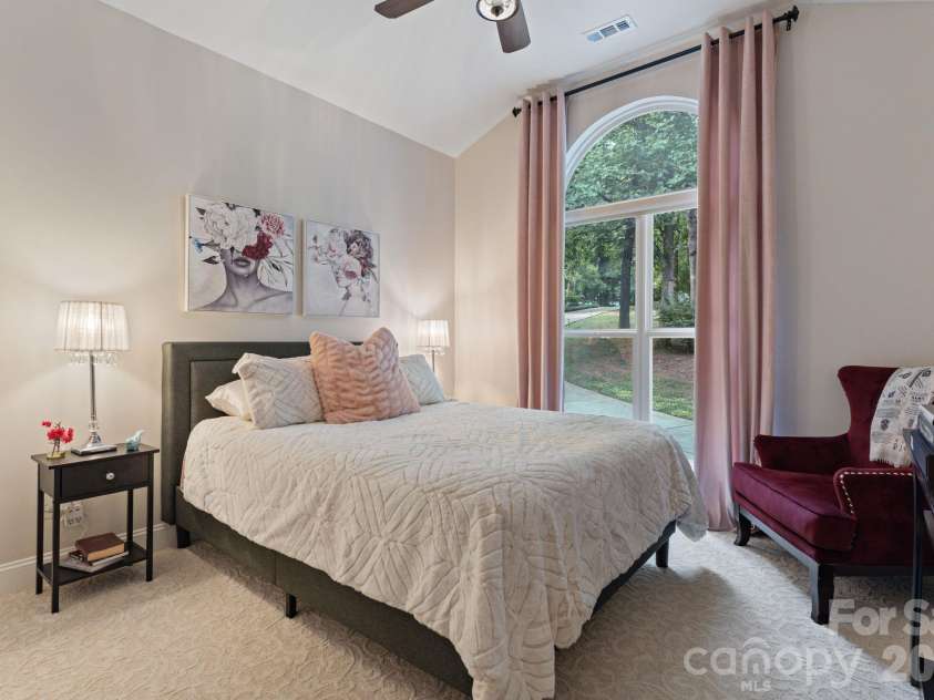 172 Mariner Pointe Lane, Mooresville, NC 28117.  MLS# CAR4419677, YatesRealty ID 47863. 