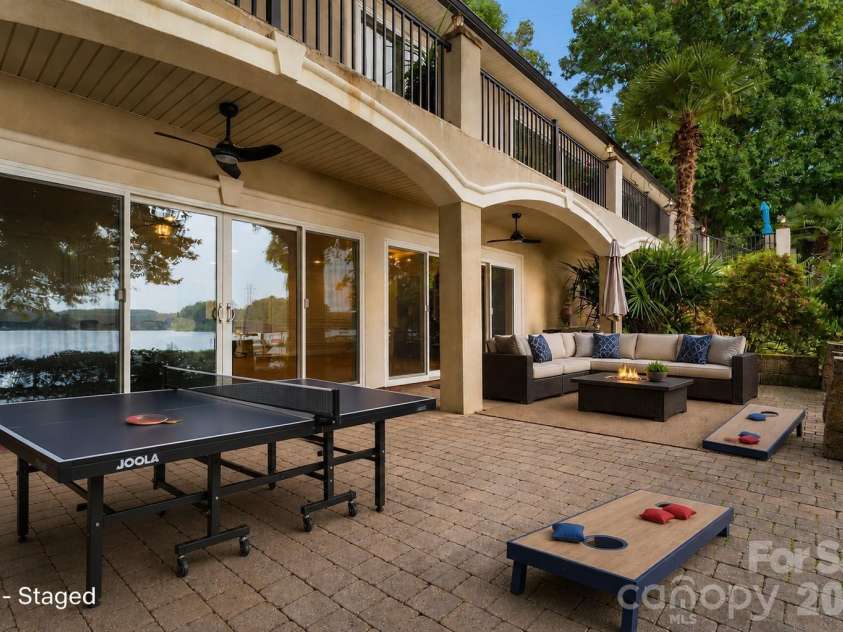 172 Mariner Pointe Lane, Mooresville, NC 28117.  MLS# CAR4419677, YatesRealty ID 47863. 