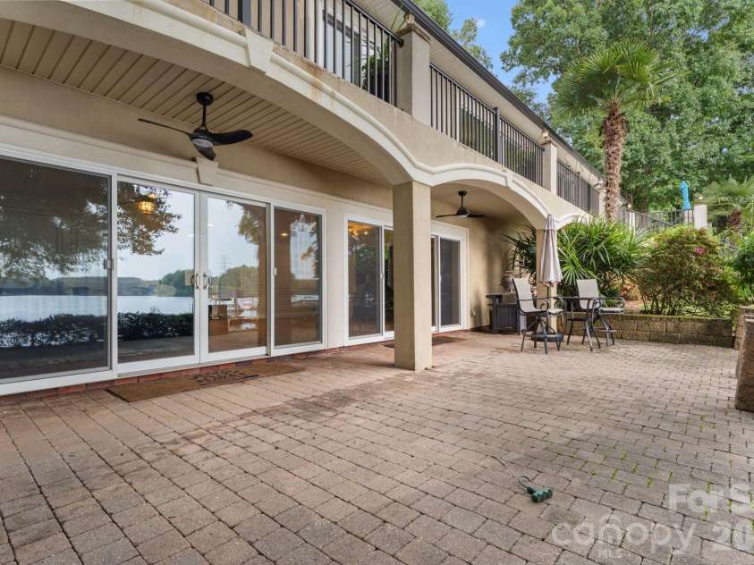 172 Mariner Pointe Lane, Mooresville, NC 28117.  MLS# CAR4419677, YatesRealty ID 47863. 