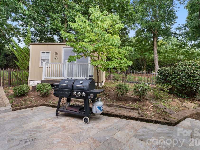 172 Mariner Pointe Lane, Mooresville, NC 28117.  MLS# CAR4419677, YatesRealty ID 47863. 