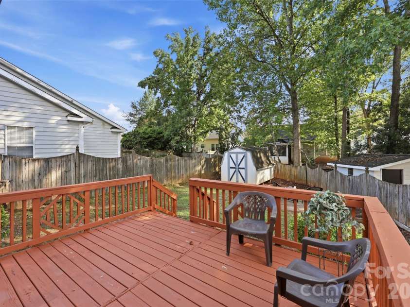 14230 Quartz Lane, Pineville, NC 28134.  MLS# CAR4419723, YatesRealty ID 47864. SUNSET DECK
