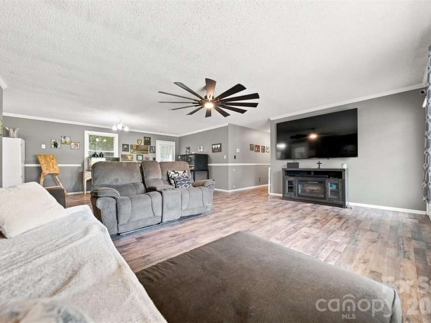2075 South Fork Drive, Morganton, NC 28655.  MLS# CAR4417735, YatesRealty ID 47866. 