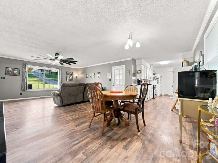 2075 South Fork Drive, Morganton, NC 28655.  MLS# CAR4417735, YatesRealty ID 47866. 
