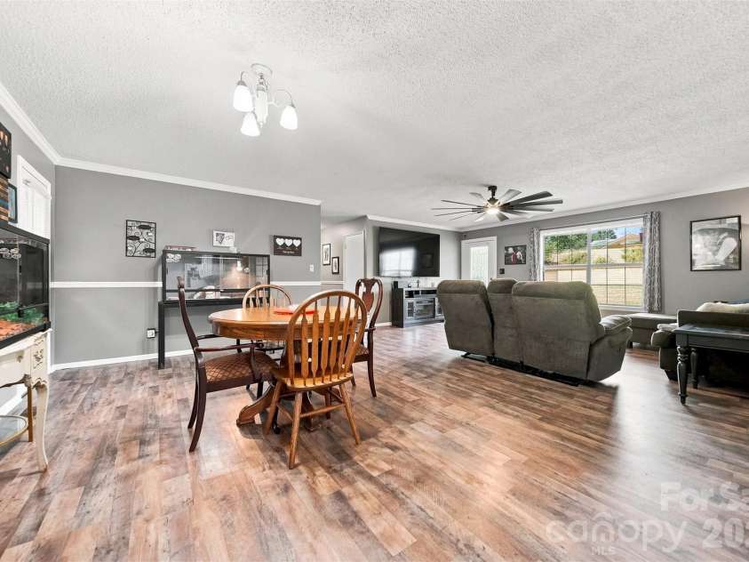 2075 South Fork Drive, Morganton, NC 28655.  MLS# CAR4417735, YatesRealty ID 47866. 