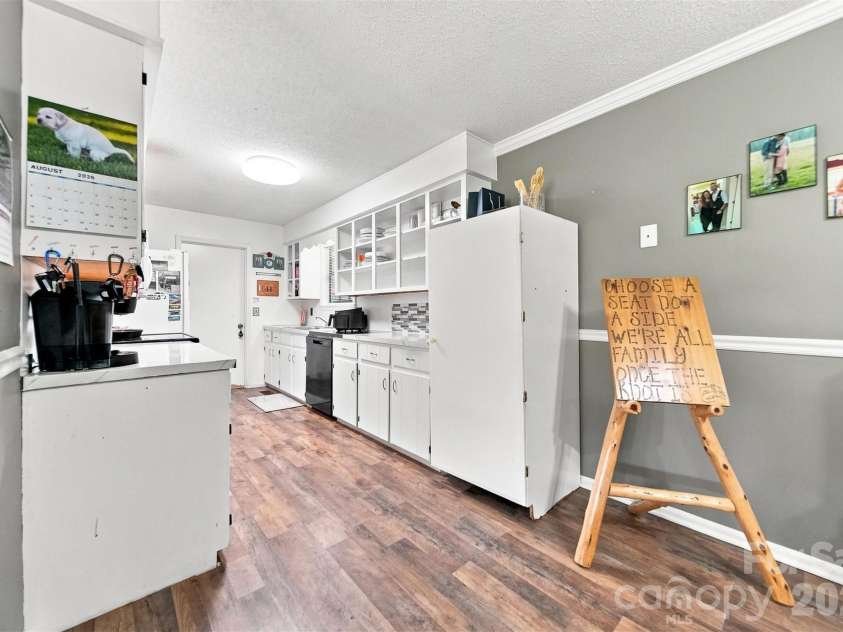 2075 South Fork Drive, Morganton, NC 28655.  MLS# CAR4417735, YatesRealty ID 47866. 