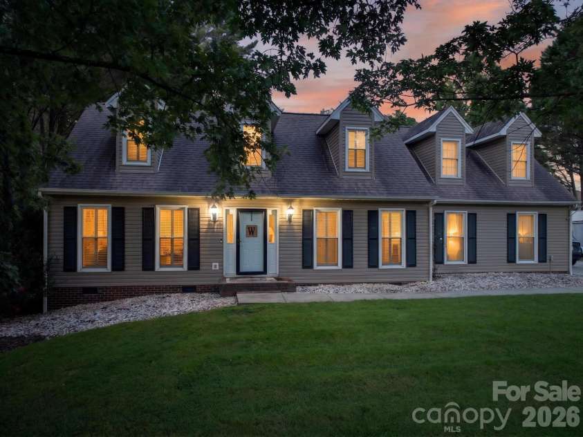 922 Plantation Drive, Lenoir, NC 28645.  MLS# CAR4419615, YatesRealty ID 47869. 