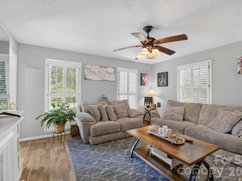 922 Plantation Drive, Lenoir, NC 28645.  MLS# CAR4419615, YatesRealty ID 47869. 