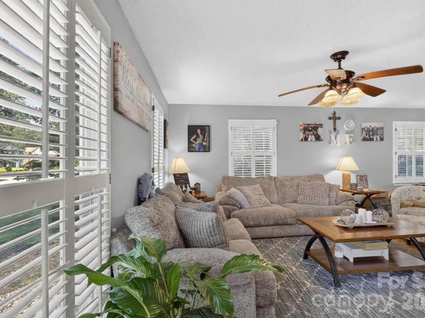 922 Plantation Drive, Lenoir, NC 28645.  MLS# CAR4419615, YatesRealty ID 47869. 