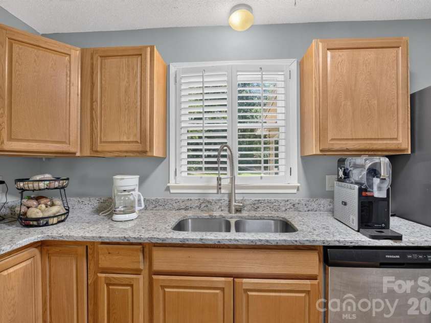 922 Plantation Drive, Lenoir, NC 28645.  MLS# CAR4419615, YatesRealty ID 47869. 