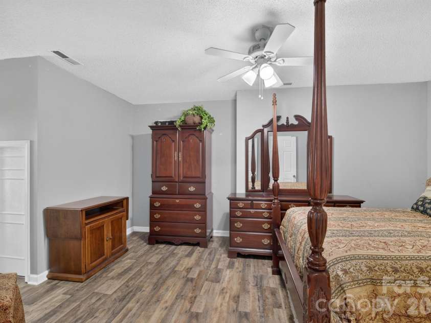 922 Plantation Drive, Lenoir, NC 28645.  MLS# CAR4419615, YatesRealty ID 47869. 