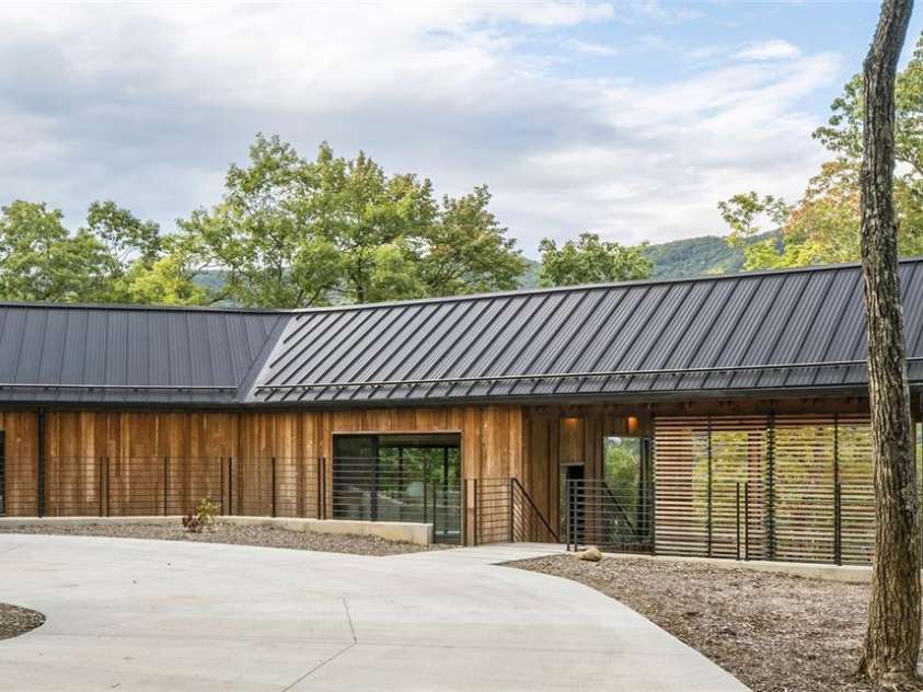 6 Oak Ridge Trail, Black Mountain, NC 28711.  MLS# CAR4205429, YatesRealty ID 4787. 