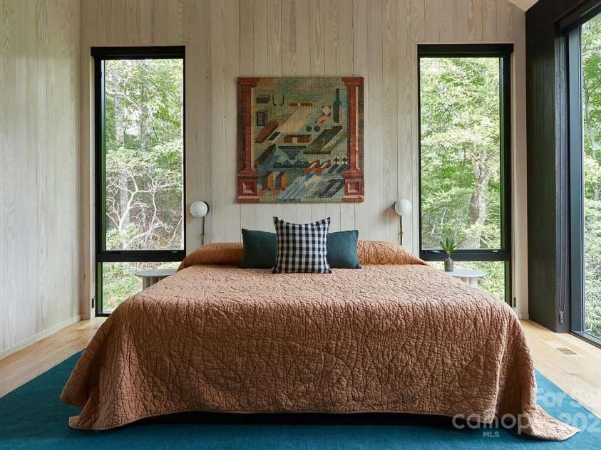 6 Oak Ridge Trail, Black Mountain, NC 28711.  MLS# CAR4205429, YatesRealty ID 4787. 