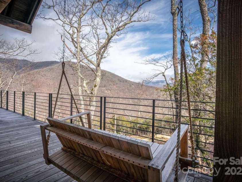 6 Oak Ridge Trail, Black Mountain, NC 28711.  MLS# CAR4205429, YatesRealty ID 4787. 