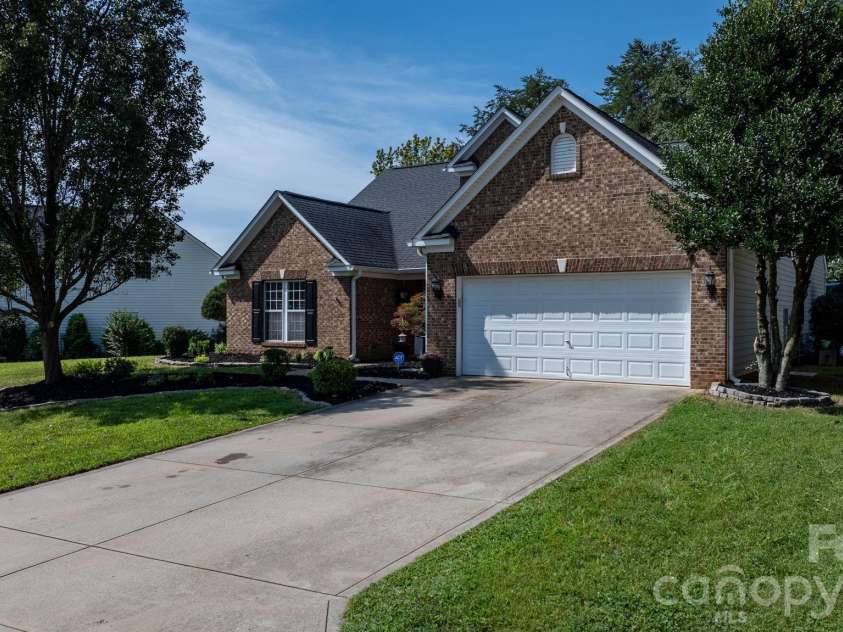 2413 Smith Cove Road, Denver, NC 28037.  MLS# CAR4419605, YatesRealty ID 47871. 