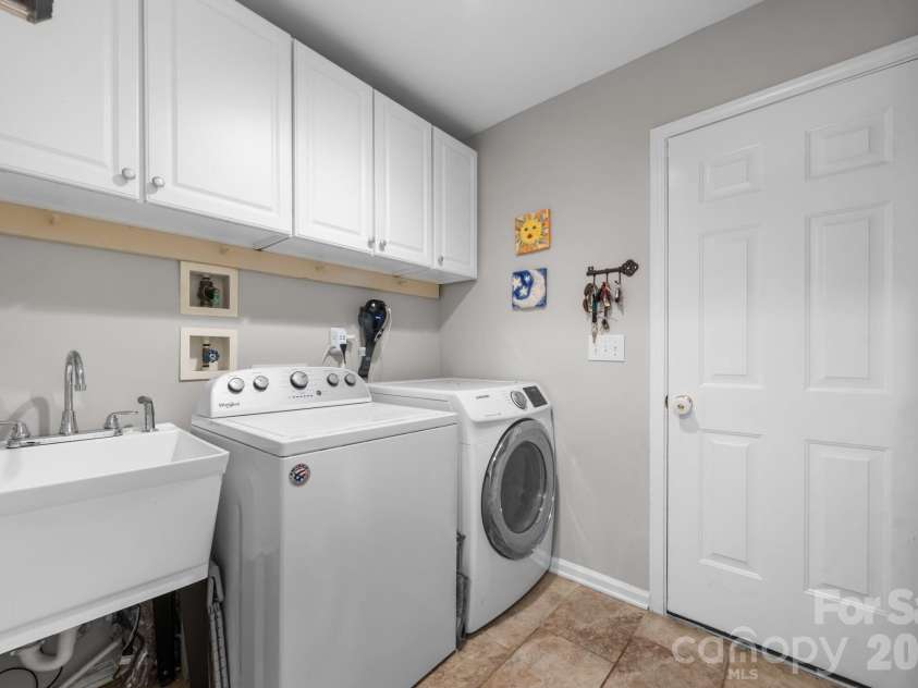 2413 Smith Cove Road, Denver, NC 28037.  MLS# CAR4419605, YatesRealty ID 47871. 
