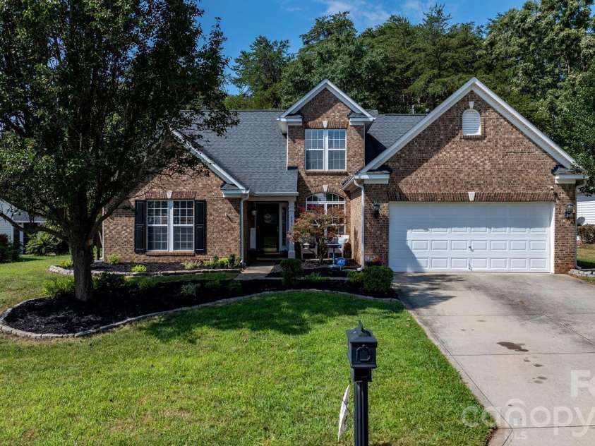 2413 Smith Cove Road, Denver, NC 28037.  MLS# CAR4419605, YatesRealty ID 47871. 