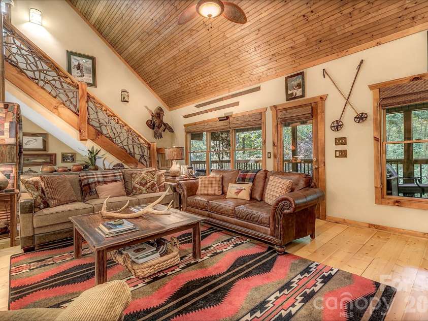 779 Thissa Way, Brevard, NC 28712.  MLS# CAR4416210, YatesRealty ID 47872. 