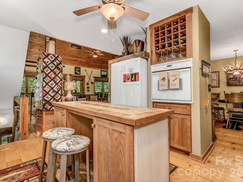 779 Thissa Way, Brevard, NC 28712.  MLS# CAR4416210, YatesRealty ID 47872. 