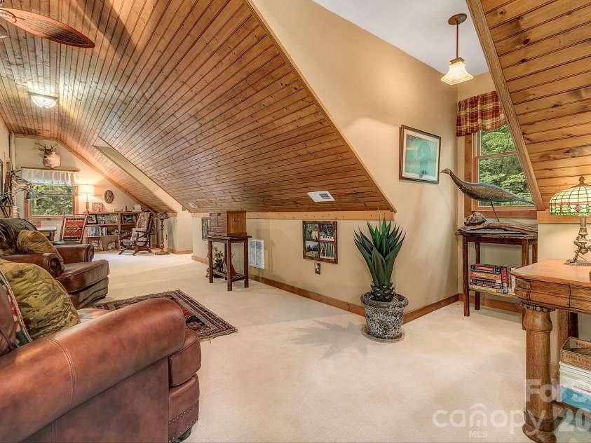 779 Thissa Way, Brevard, NC 28712.  MLS# CAR4416210, YatesRealty ID 47872. 