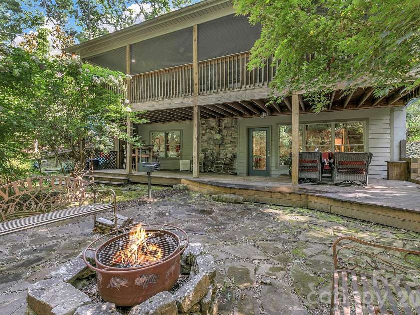 779 Thissa Way, Brevard, NC 28712.  MLS# CAR4416210, YatesRealty ID 47872. 