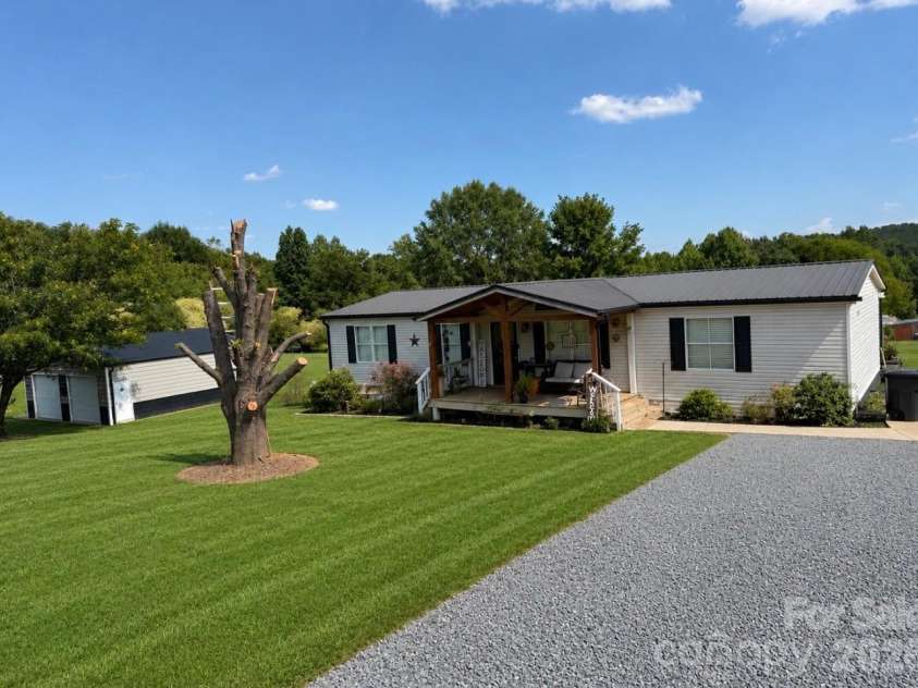 26434 Wayne Drive, Albemarle, NC 28001.  MLS# CAR4418194, YatesRealty ID 47873. 