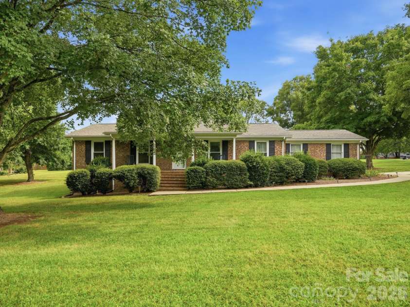 1807 Alamance Drive, Concord, NC 28027.  MLS# CAR4418991, YatesRealty ID 47875. 