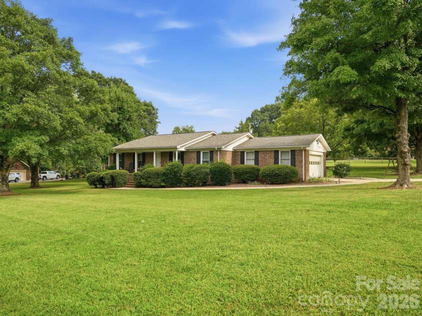 1807 Alamance Drive, Concord, NC 28027.  MLS# CAR4418991, YatesRealty ID 47875. 