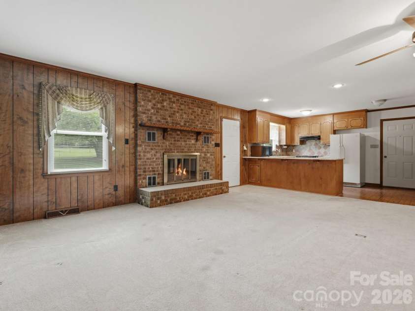 1807 Alamance Drive, Concord, NC 28027.  MLS# CAR4418991, YatesRealty ID 47875. 