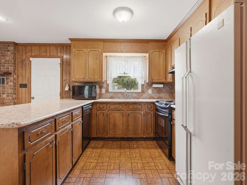 1807 Alamance Drive, Concord, NC 28027.  MLS# CAR4418991, YatesRealty ID 47875. 