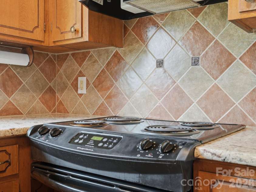 1807 Alamance Drive, Concord, NC 28027.  MLS# CAR4418991, YatesRealty ID 47875. 