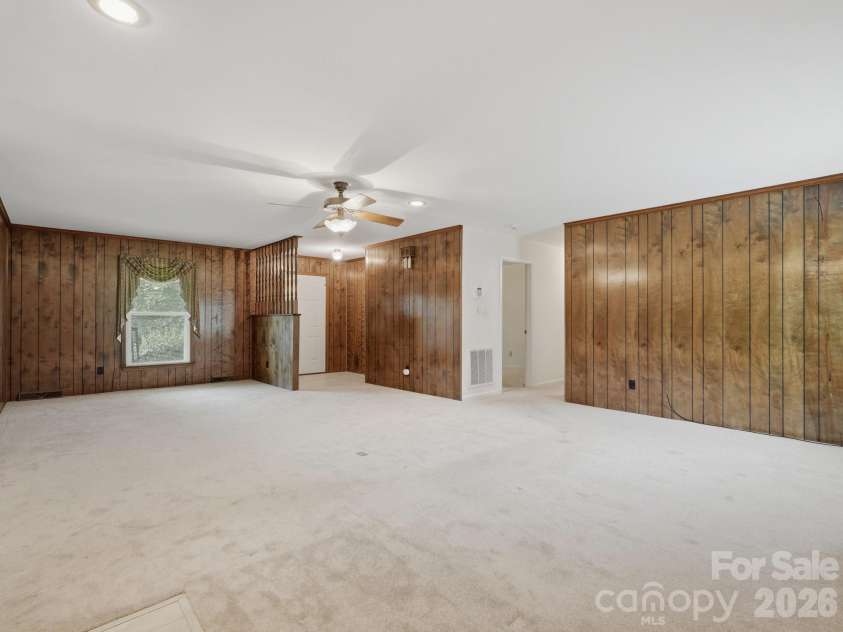 1807 Alamance Drive, Concord, NC 28027.  MLS# CAR4418991, YatesRealty ID 47875. 