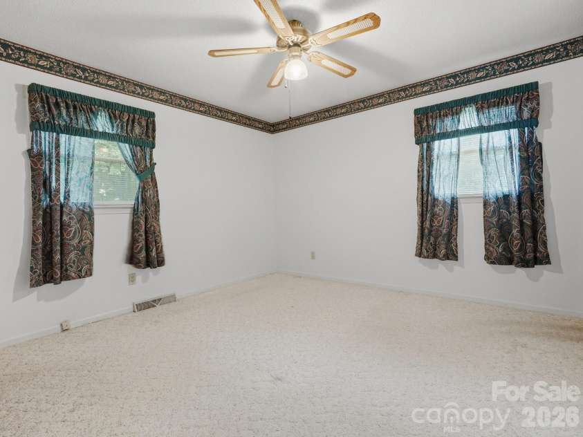 1807 Alamance Drive, Concord, NC 28027.  MLS# CAR4418991, YatesRealty ID 47875. 