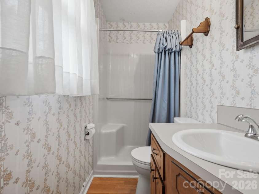 1807 Alamance Drive, Concord, NC 28027.  MLS# CAR4418991, YatesRealty ID 47875. 