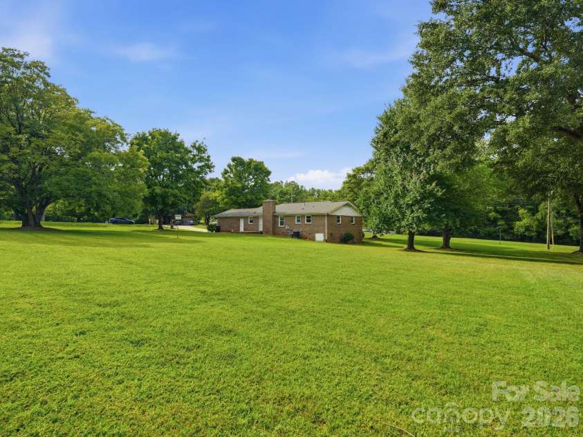 1807 Alamance Drive, Concord, NC 28027.  MLS# CAR4418991, YatesRealty ID 47875. 
