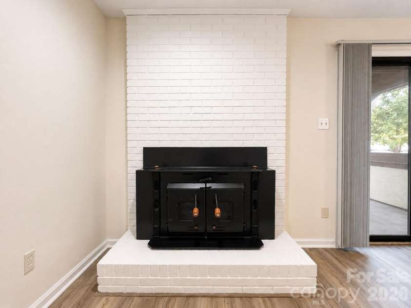 7220 Winery Lane, Charlotte, NC 28227.  MLS# CAR4418792, YatesRealty ID 47876. 
