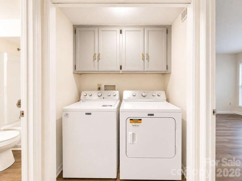 7220 Winery Lane, Charlotte, NC 28227.  MLS# CAR4418792, YatesRealty ID 47876. Laundry Closet