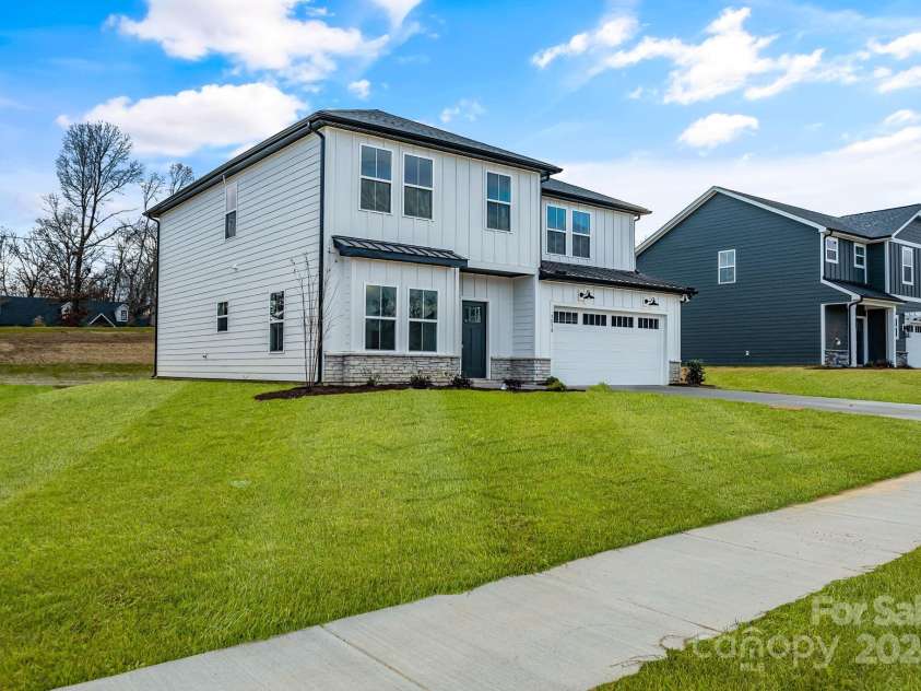 3050 Swallowtail Lane, Kannapolis, NC 28083.  MLS# CAR4208594, YatesRealty ID 4788. 