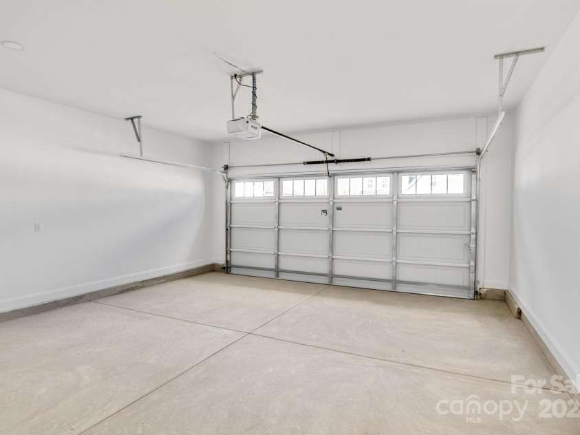 3050 Swallowtail Lane, Kannapolis, NC 28083.  MLS# CAR4208594, YatesRealty ID 4788. 