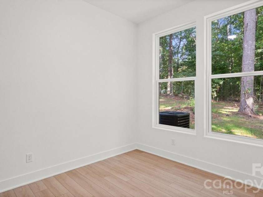 146 Norris Drive, Salisbury, NC 28147.  MLS# CAR4417446, YatesRealty ID 47882. 2nd Bedroom