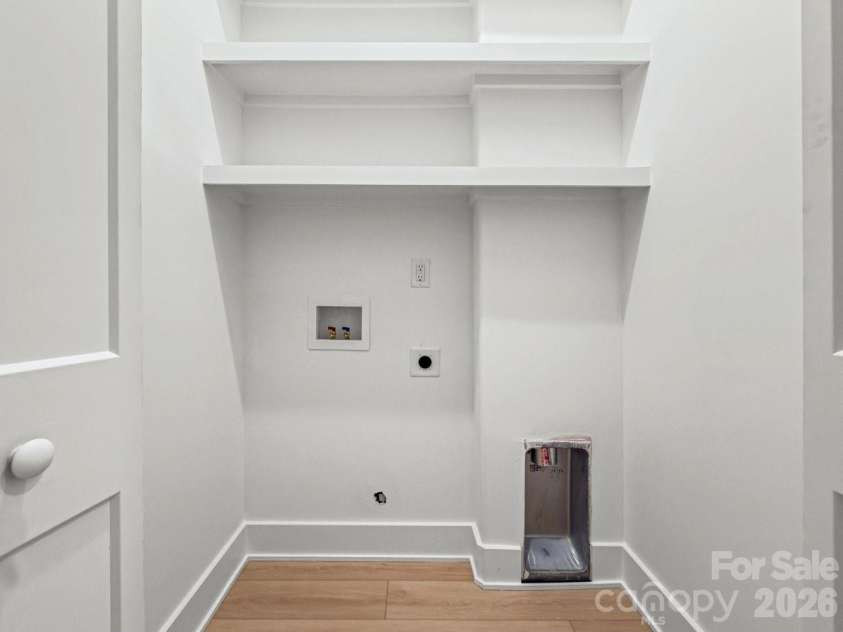 146 Norris Drive, Salisbury, NC 28147.  MLS# CAR4417446, YatesRealty ID 47882. 