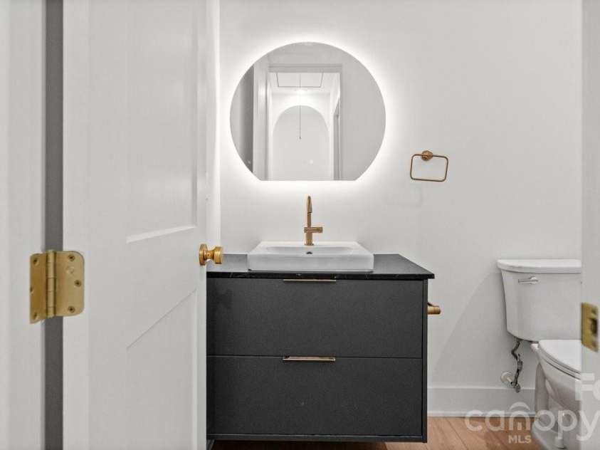 146 Norris Drive, Salisbury, NC 28147.  MLS# CAR4417446, YatesRealty ID 47882. Hallway 2nd Bathroom
