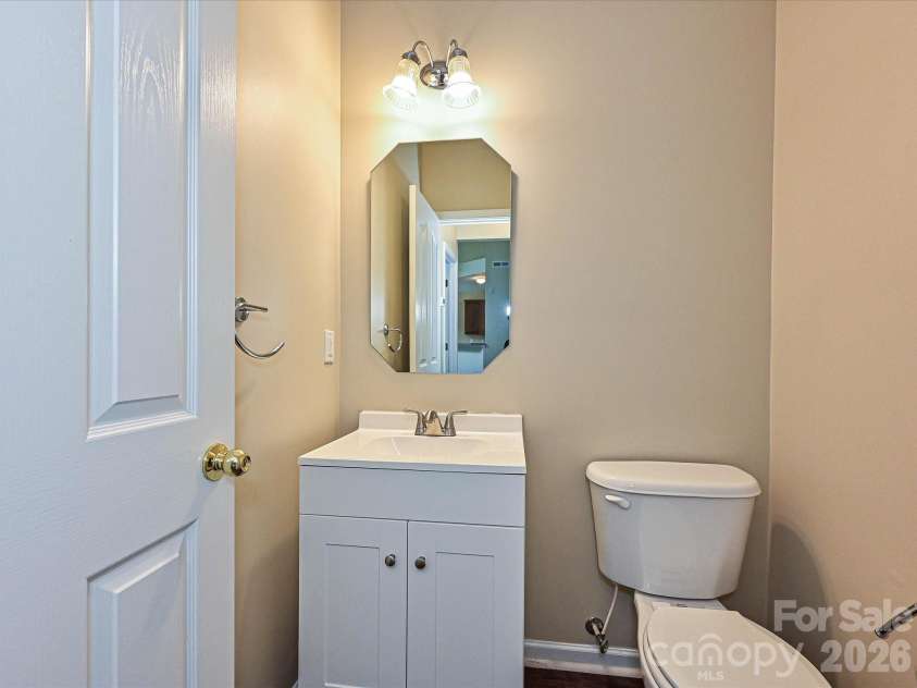 4708 Sandtyn Drive, Waxhaw, NC 28173.  MLS# CAR4419750, YatesRealty ID 47883. 